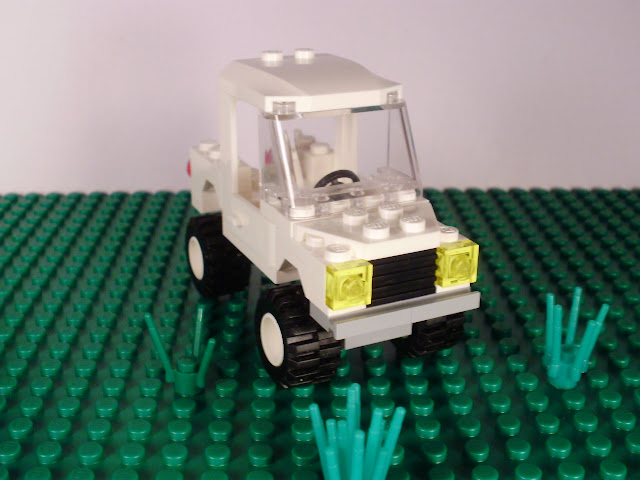 MOC LEGO Espírito Land Rover atravessa gerações