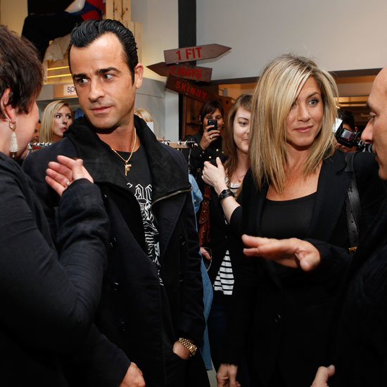 Jennifer Aniston and her boyfriend Justin Theroux buy 450,000 painting