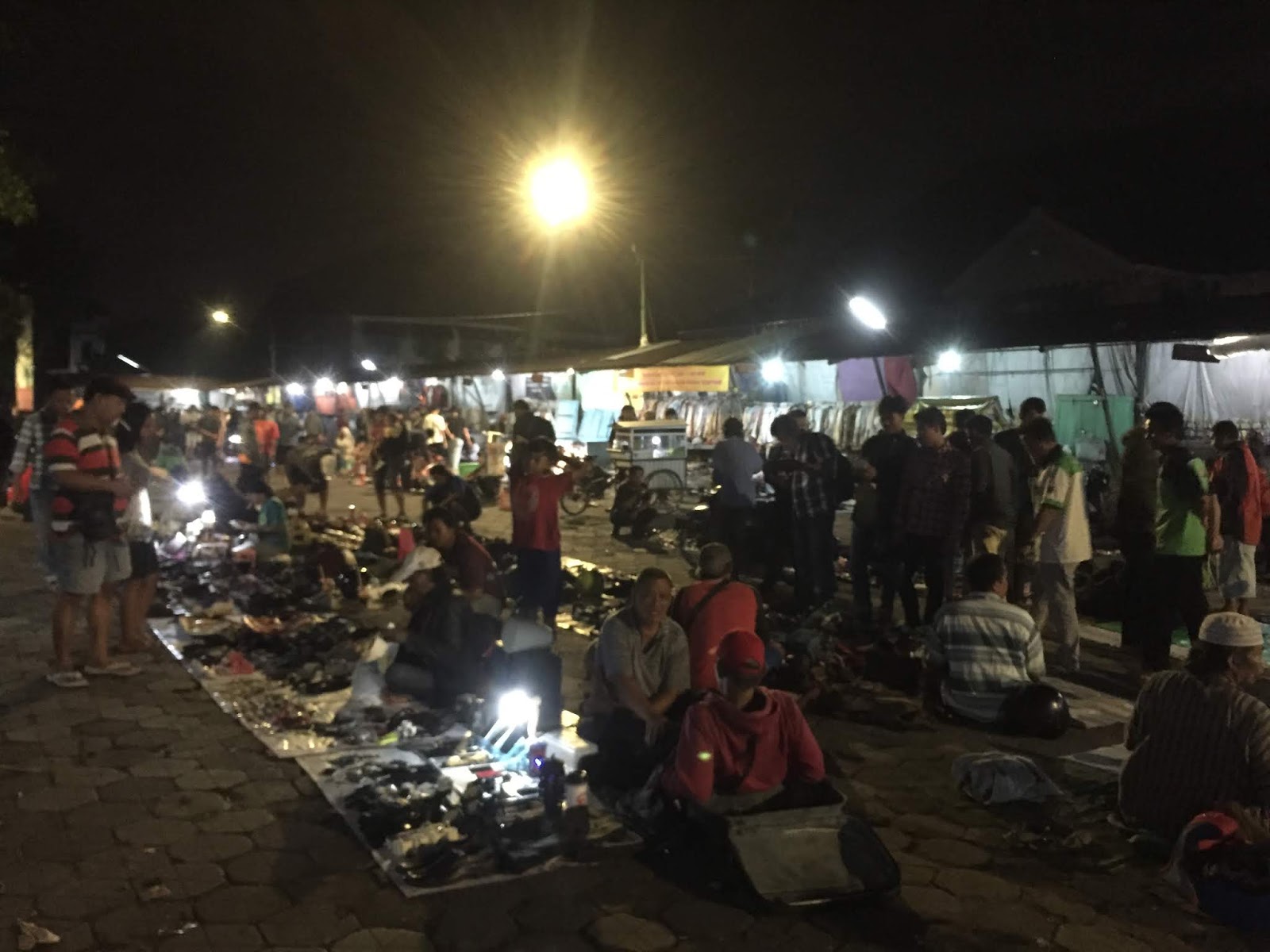 KALAMOEDA: #PasarMerakyat : Uniknya Pasar Senthir Jogja