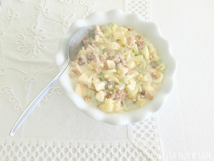 ensalada-salada-de-frutas-y-frutos-secos