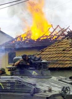 Kosovo: Serb house destroyed in fire