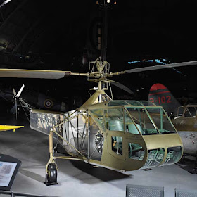 Sikorsky XR-4C 41-18874 that flew on 14 January 1942 worldwartwo.filminspector.com
