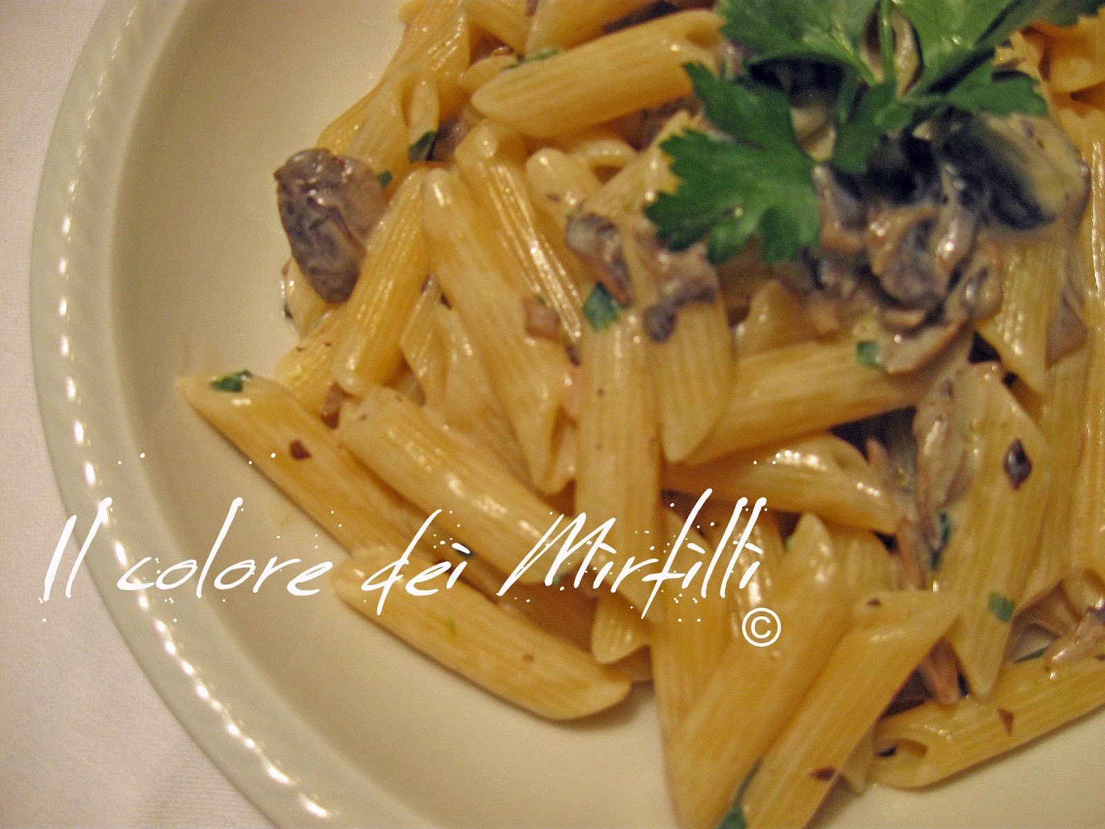 Il Colore dei Mirtilli Penne Funghi e Philadelphia