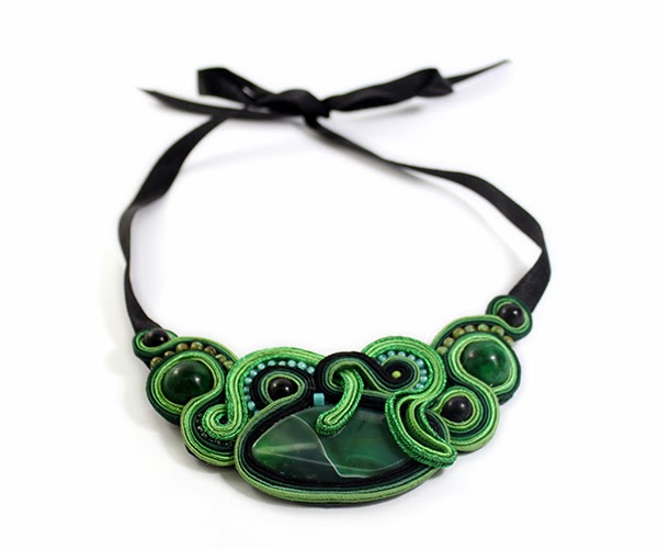 agate green beautiful soutache necklace, jasper, howlit 