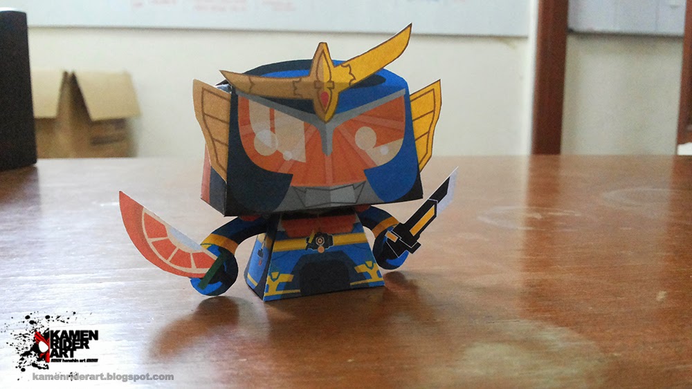 Kamen Rider Gaim Paper Toy
