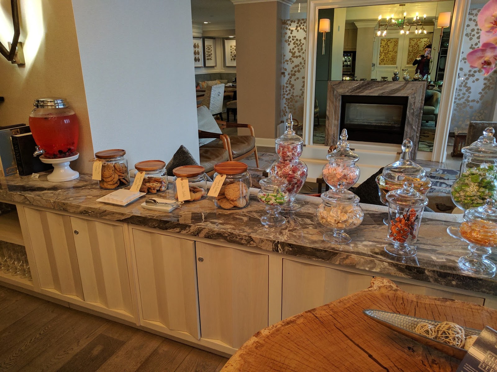 The Club Lounge at the Ritz Carlton Half Moon Bay