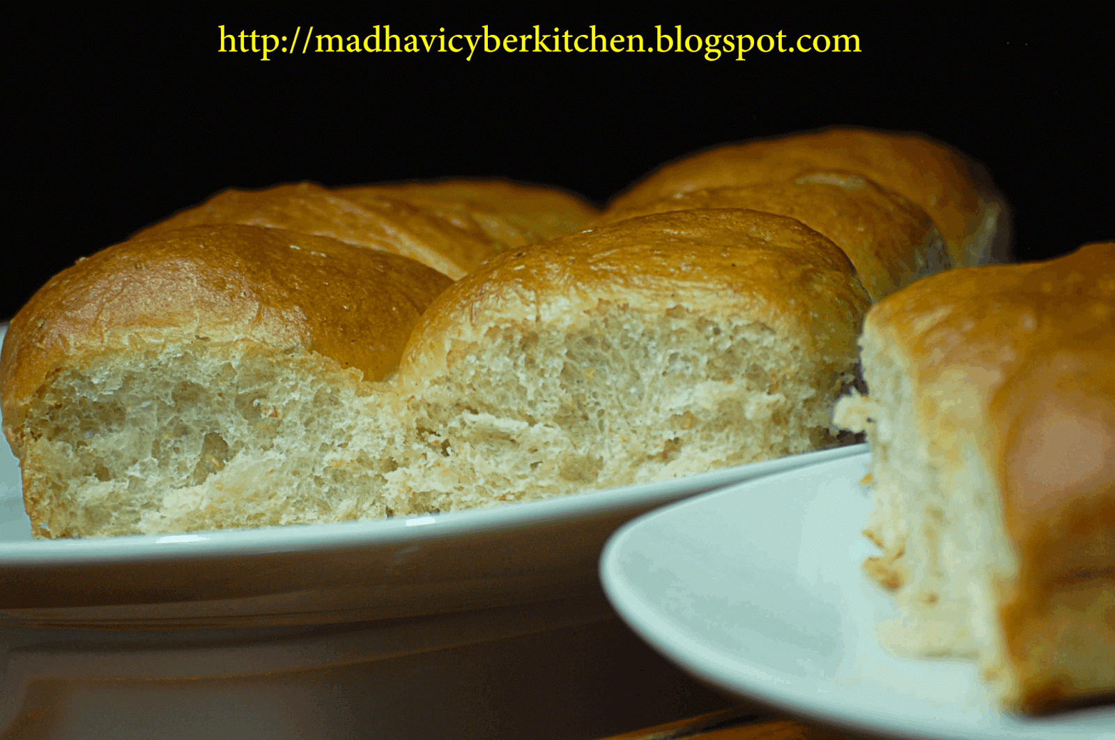Madhavi's Cyber Kitchen Coconut Milk Dinner Rolls / Pav (Eggless)