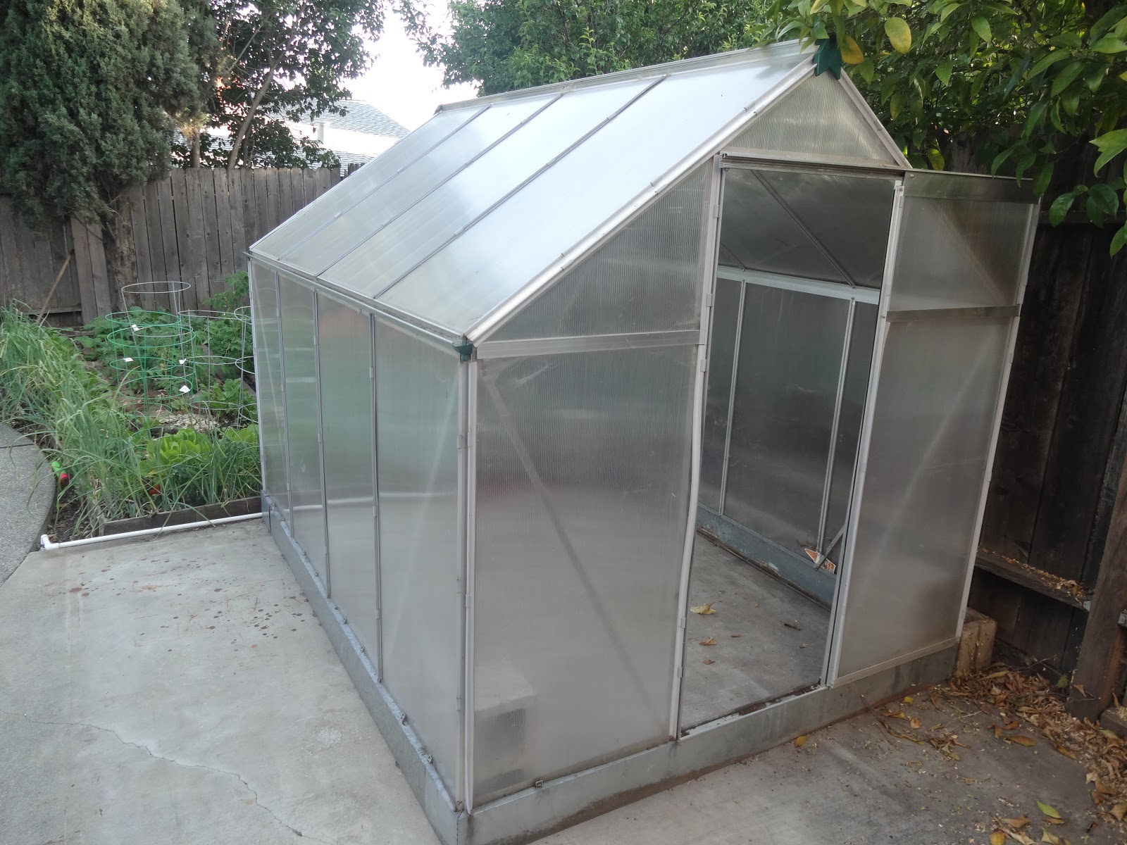 The Scientific Gardener Cucumber and Transplant Greenhouse