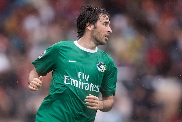Raúl - el 7 del Real Madrid - #RaúlSelección - #RaúlMadrid - España - Ganador de la 7ª, la 8ª y la 9ª Copa de Europa - Schalke - Al-Sadd - New York Cosmos - el troblogdita - ÁlvaroGP Raúl - el 7 del Real Madrid - #RaúlSelección - #RaúlMadrid - España - Ganador de la 7ª, la 8ª y la 9ª Copa de Europa - Schalke - Al-Sadd - New York Cosmos - el troblogdita - ÁlvaroGP