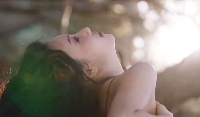 흑발에 '호피 무늬 원피스' 입고 '섹시미' 제대로 터진 마마무 화사 | 인스티즈