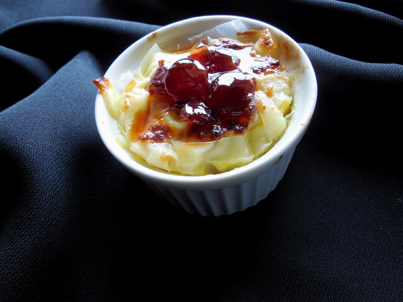 Taitei cu branza dulce si stafide