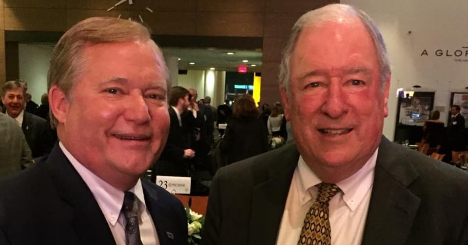 Dialogue Birdsong Peanuts Table at the Darden Awards