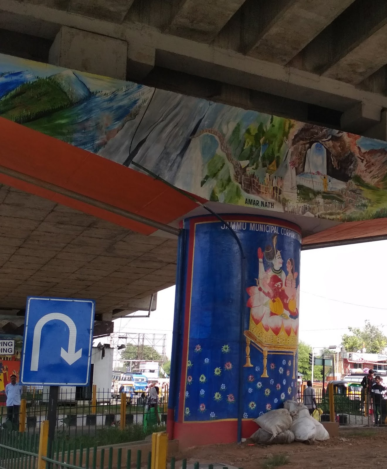 CHINAR SHADE JAMMU CITY IS BEING BEAUTIFULLY PAINTED