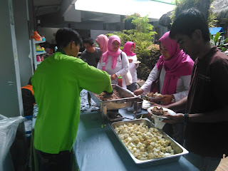 Kambing guling di Lembang Kambing guling di lembang