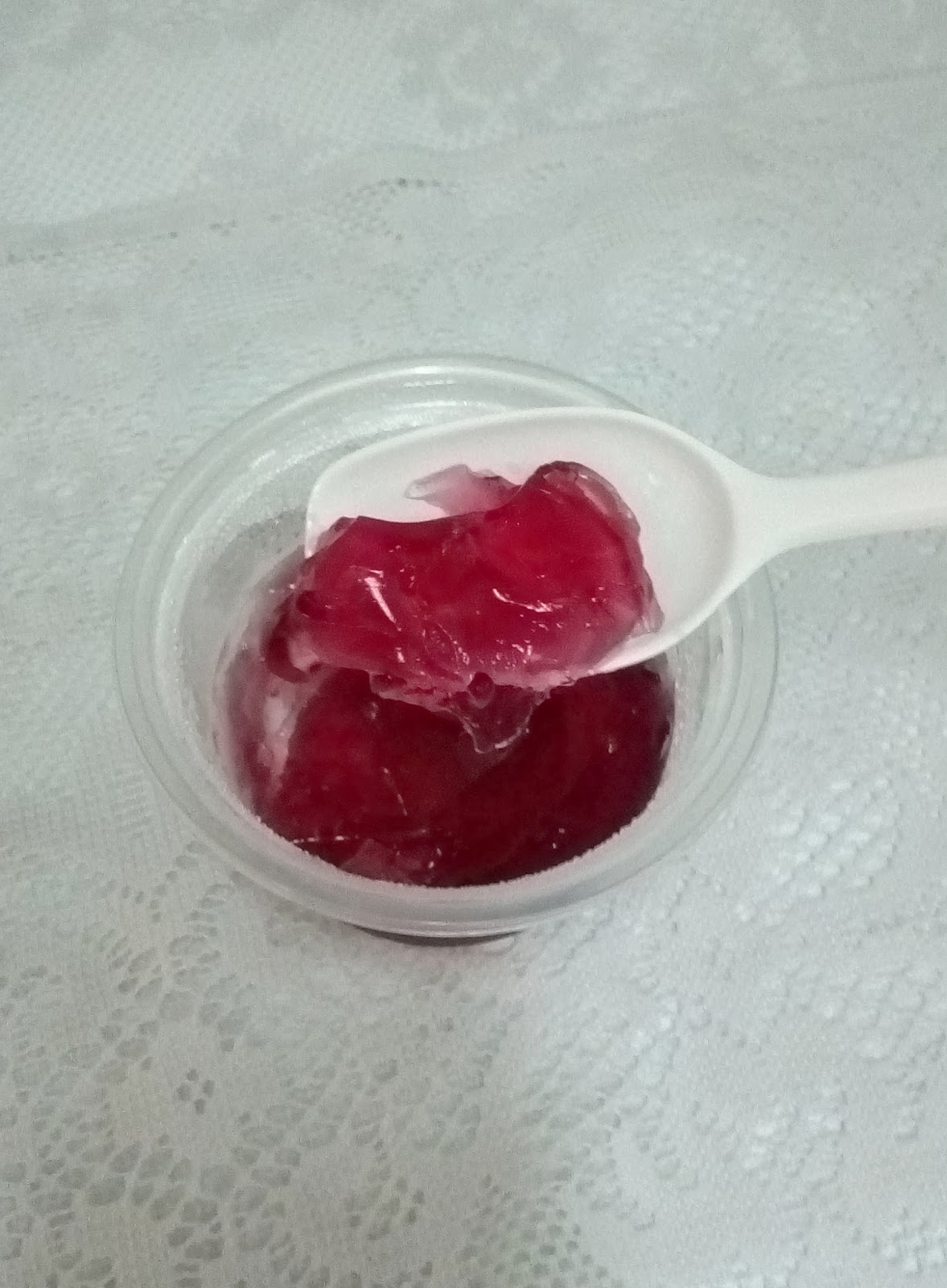 Supersupergirl's Food Reviews Hartley's NEW Black Cherry Jelly