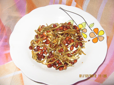 relakslah sekejap : cuit apa yang patut: masakan ringkas je, kacang tanah & bilis goreng - yummy