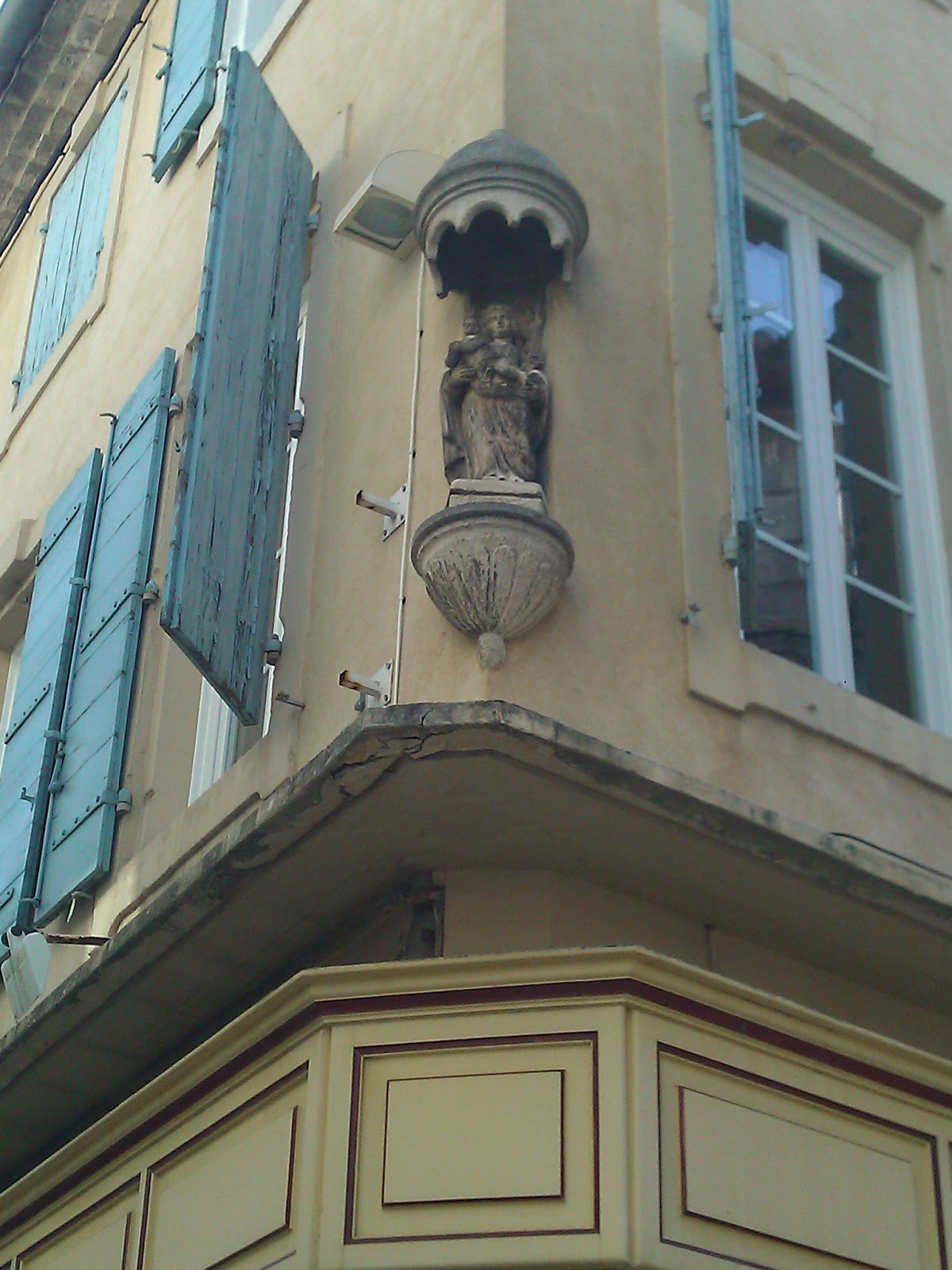 Saint Remy de Provence and Around A walk in Saint Remy de Provence