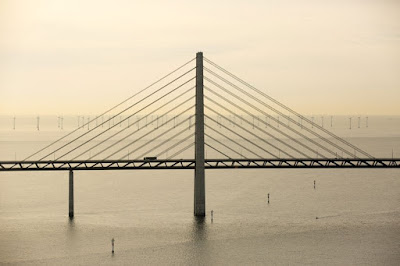 El pont que connecta Dinamarca i Suècia El pont que connecta Dinamarca i Suècia