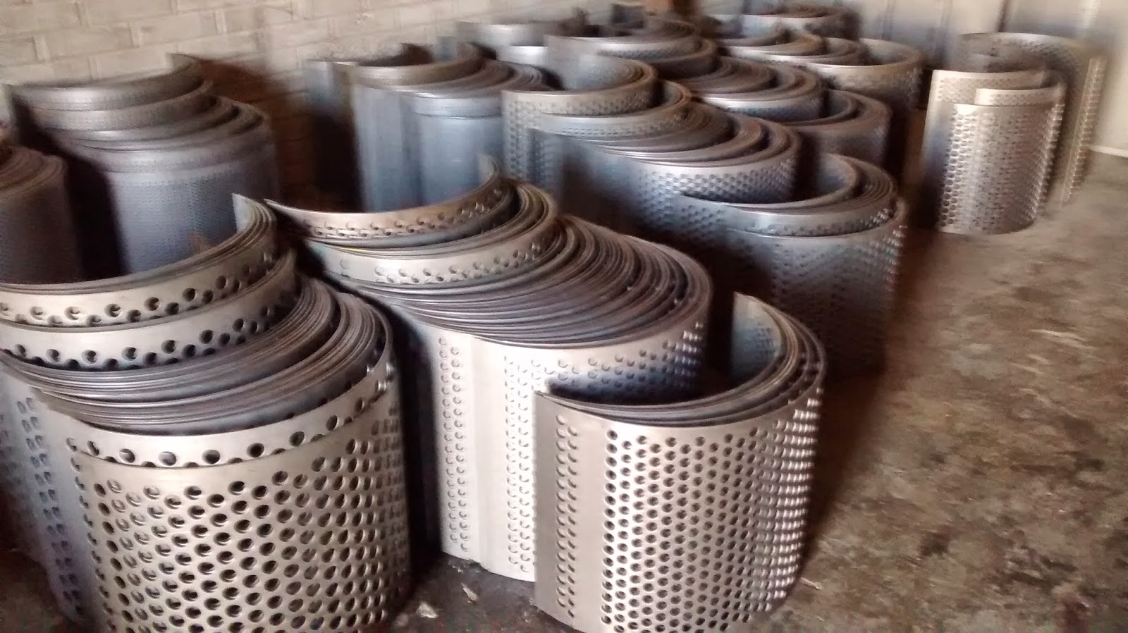 MAQUINARIA AGRICOLA INDUSTRIAL FABRICA DE CRIBAS. Fabricamos cribas a