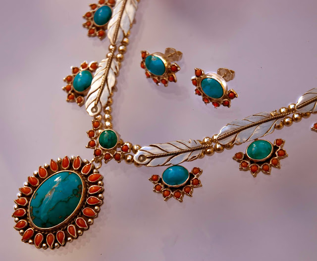 Ojibwe squash blossom necklace detail