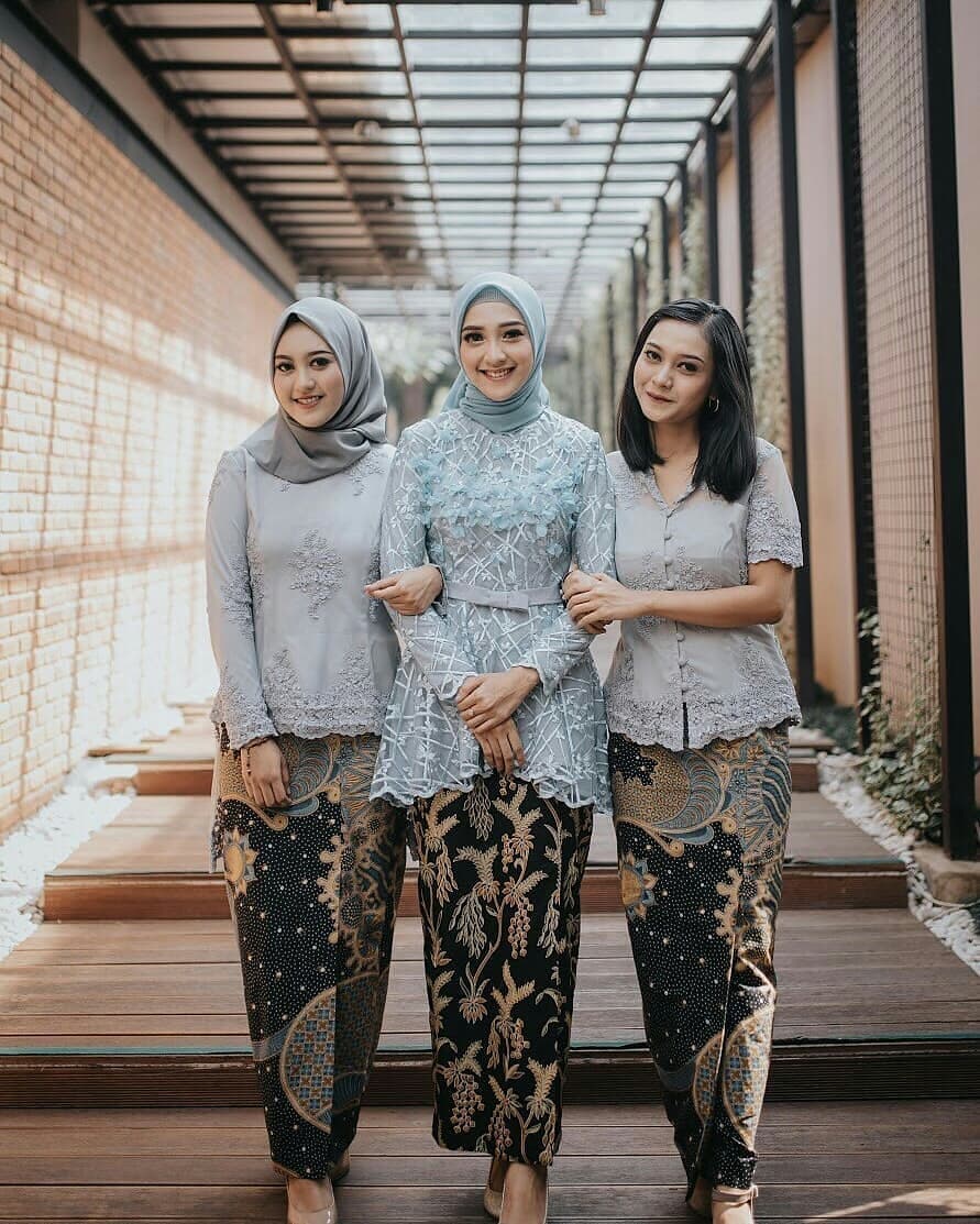 25 Gambar Model Pakaian Adat Lakilaki Jawa Tengah (Solo