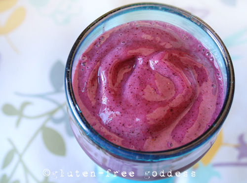 Karina's Pomegranate Smoothie - A dairy-free vegan recipe #smoothie #glutenfree
