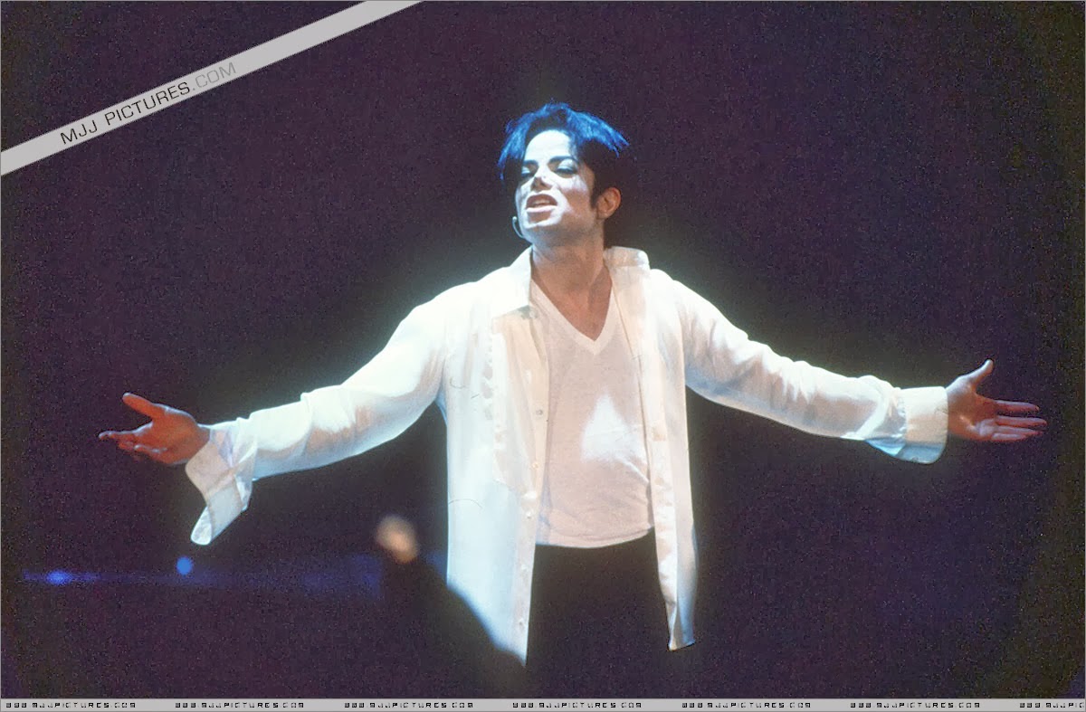 [FOTOS] Michael Jackson no Wetten Dass (Earth Song) 04 de novembro de 1995 MJFans BR