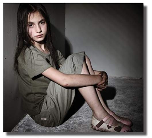 trafficking-naked-teens