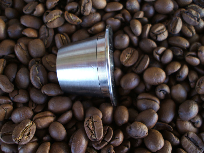 Capsula café recargable acero