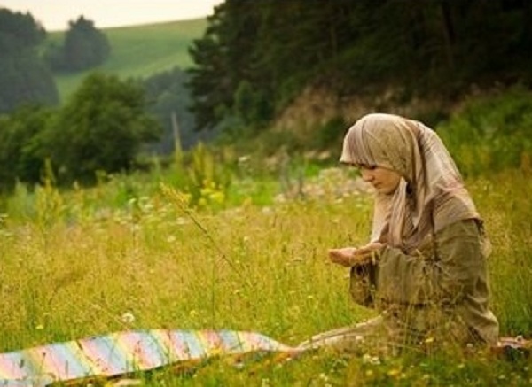 Karena Sok Kuat, Bagi Kami Perempuan, Itulah Jawaban dari Kemandirian! Karena Sok Kuat, Bagi Kami Perempuan, Itulah Jawaban dari Kemandirian!