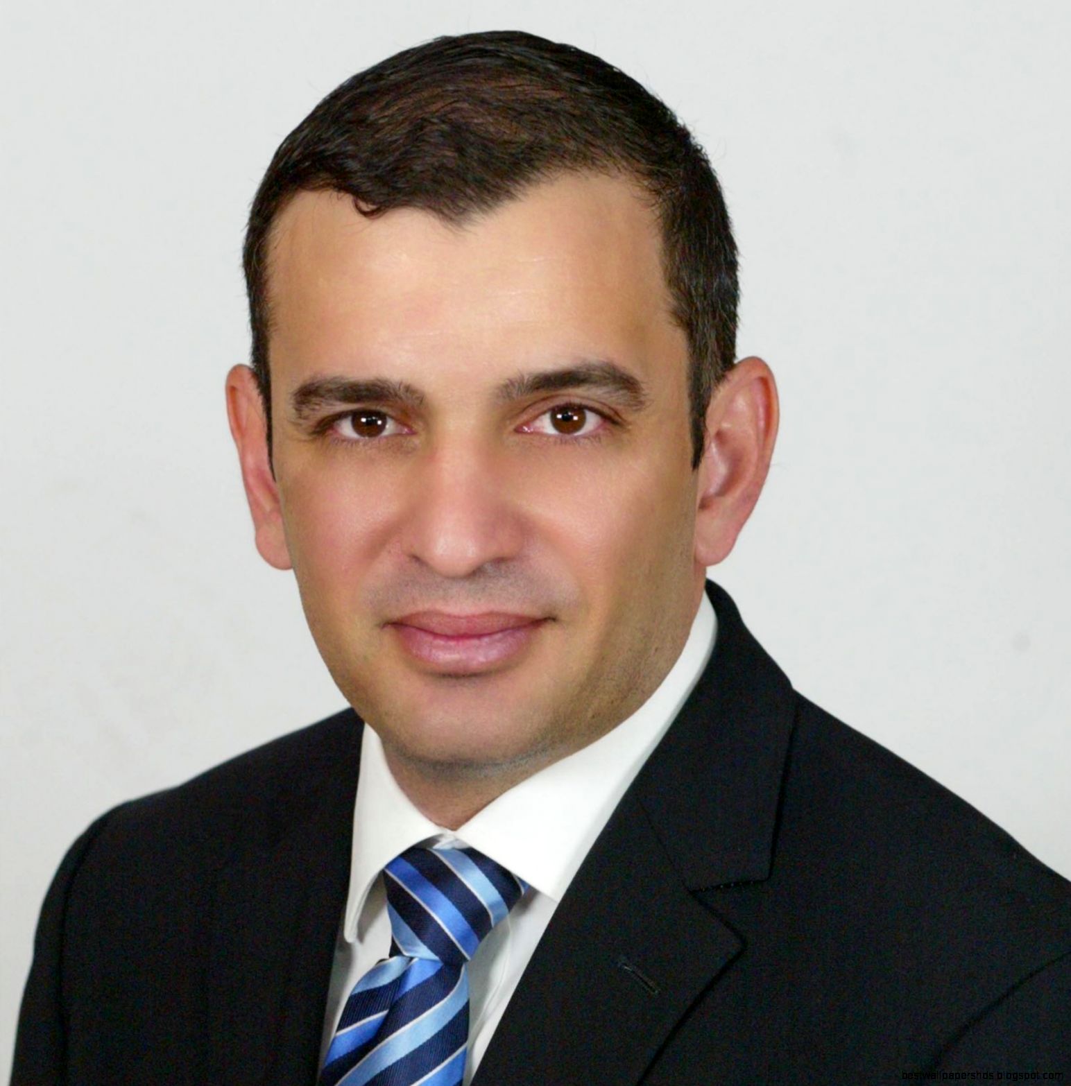 Dr Jonathan Tilly