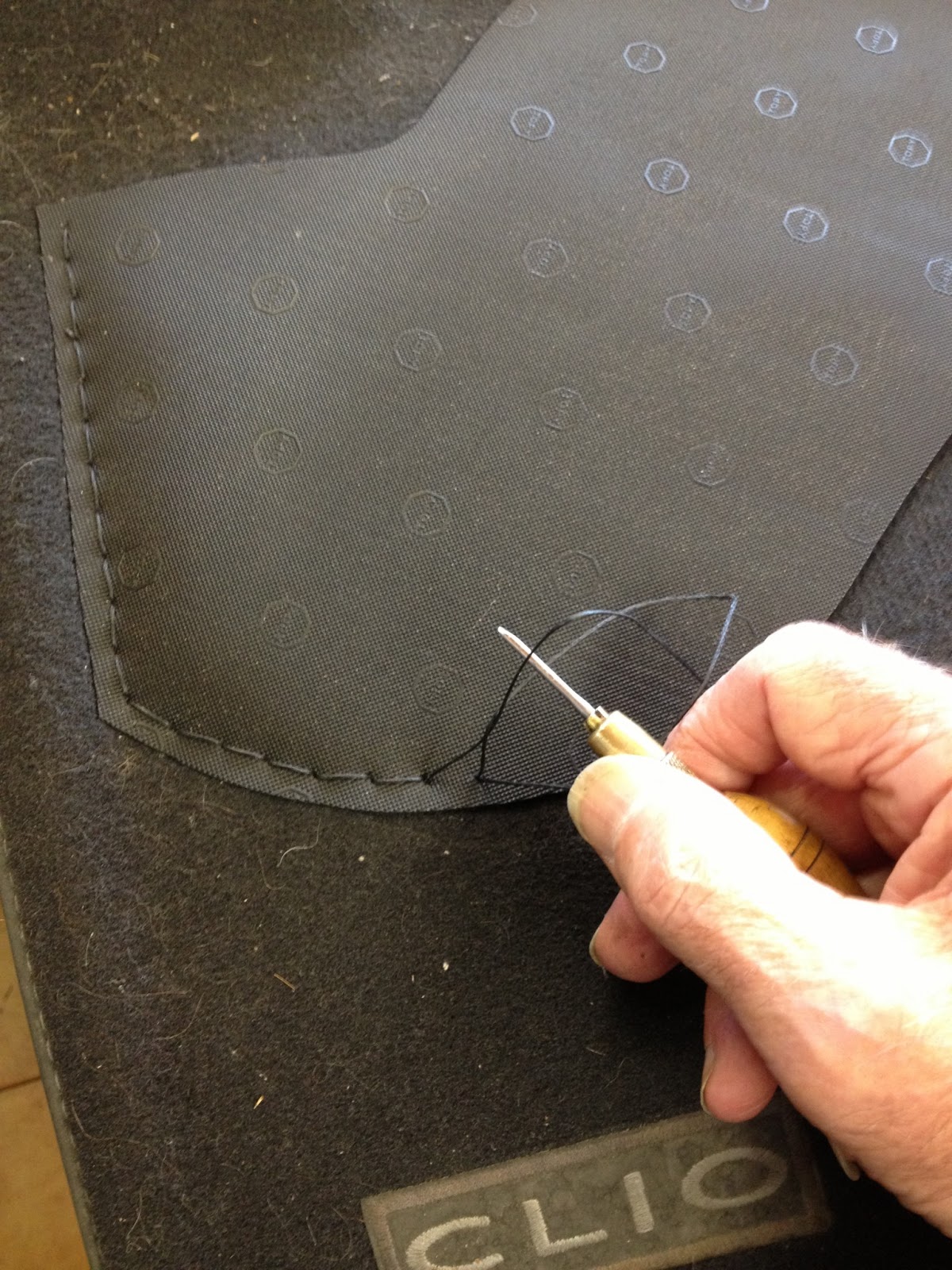 Reparer Tapis De Sol Voiture Enredada