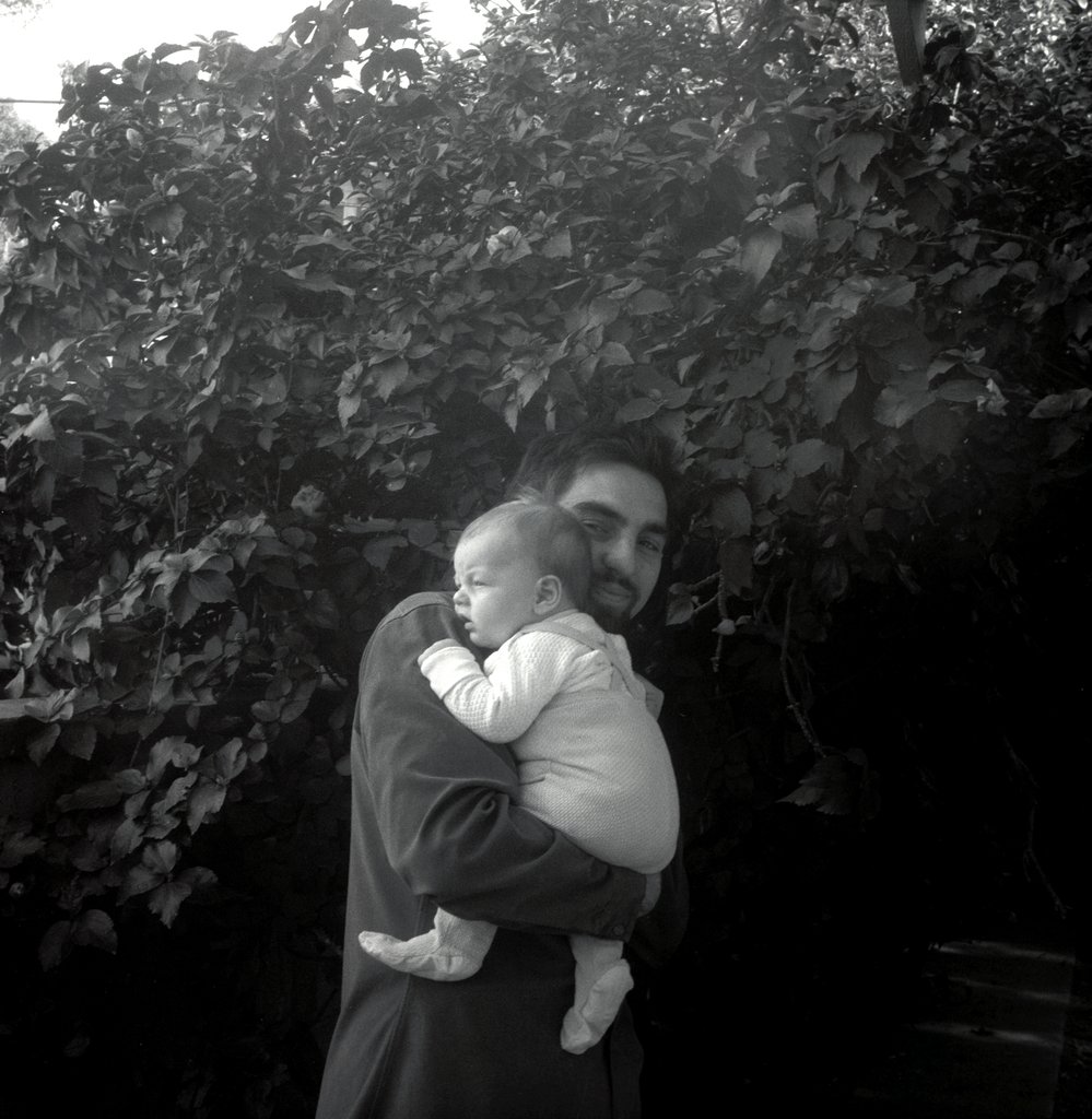 Adorable Photos of Baby Leonardo DiCaprio With His Mom and Dad in Los