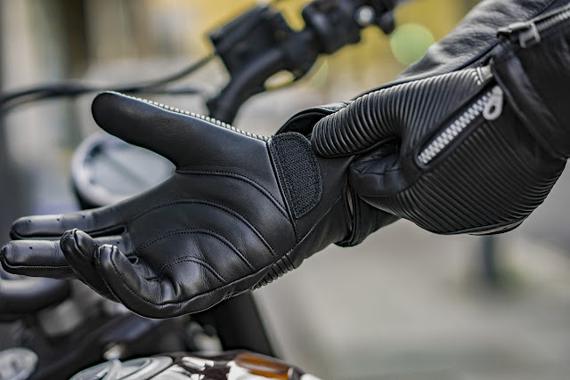 Riding Gear - 78 Sakura Gloves