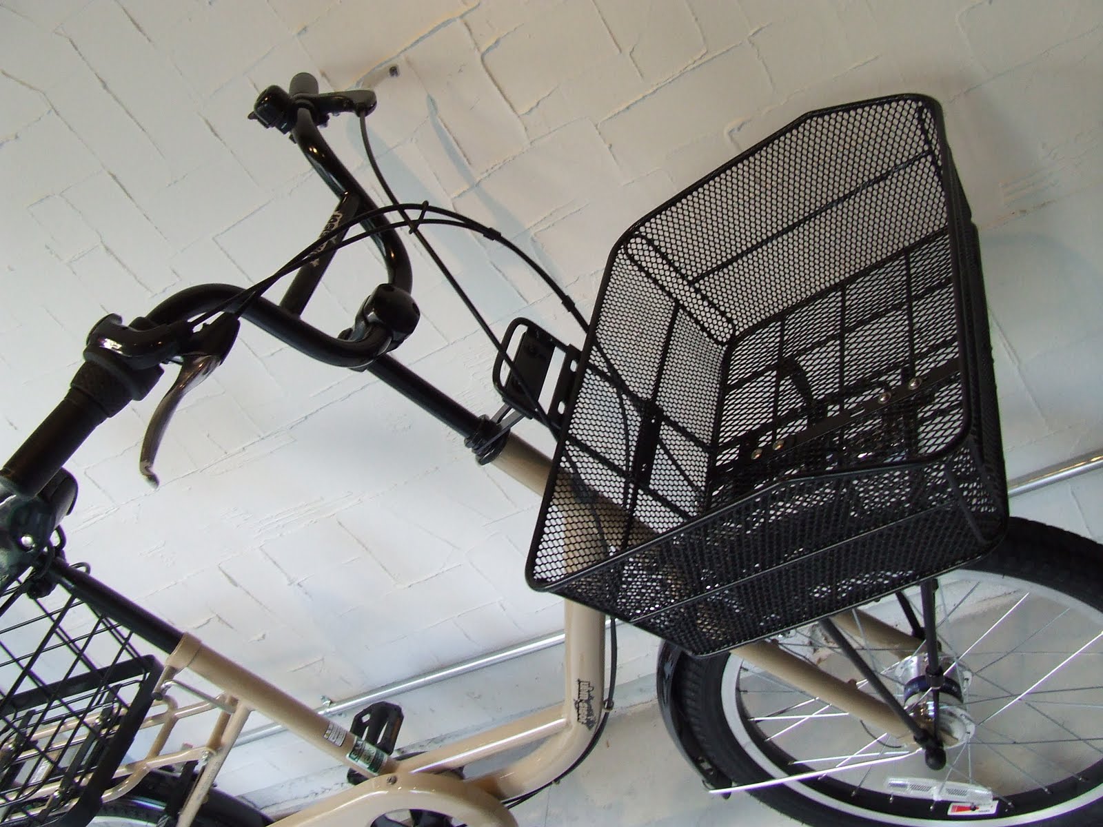 avelo Bicycle shop アヴェロ バイシクル ショップ 浦和 axiom Delivery Basket DLX