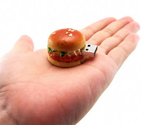 Flashdisk Hamburger bagi Anda yang kelaparan data.