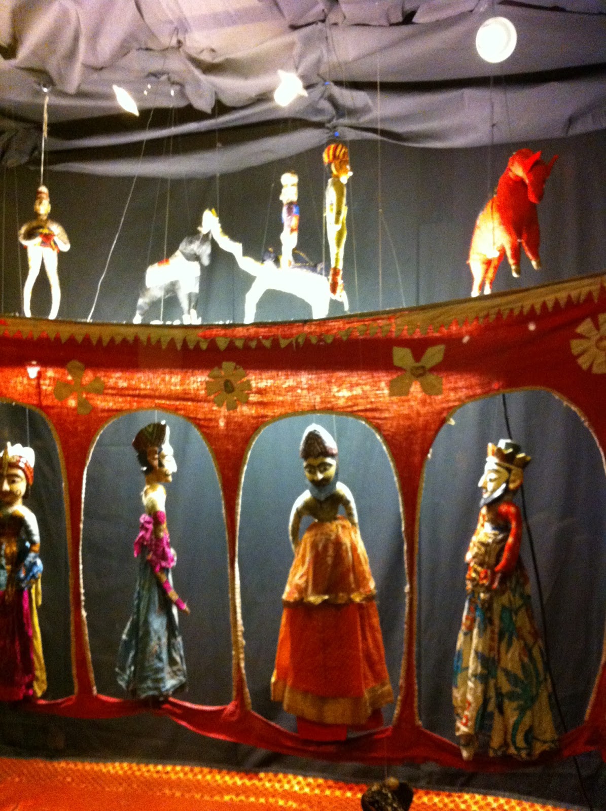 Les petites histoires de FRIBOURG REGION Kurze Geschichten aus FRIBOURG