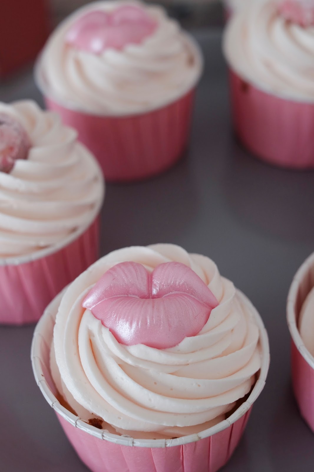Pinke Champagner Cupcakes zum Valentinstag Marion's Kaffeeklatsch