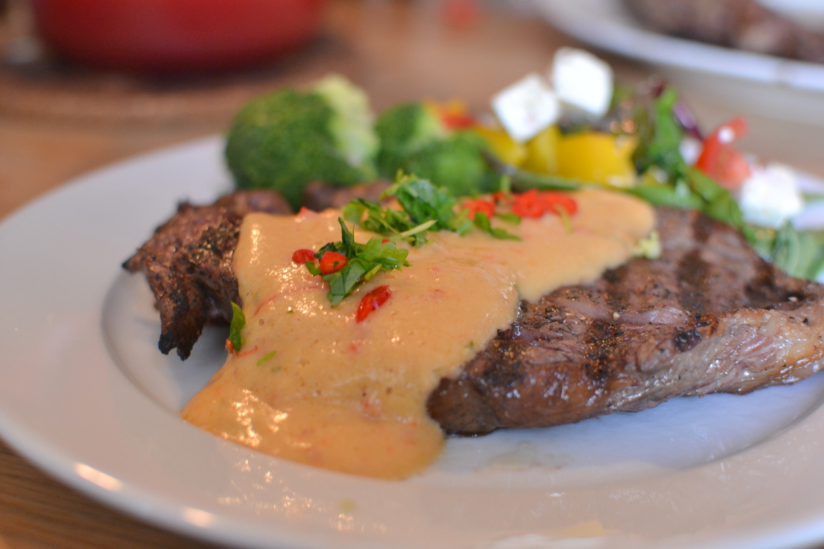 Læknirinn í eldhúsinu Grilluð ribeye steik með kraftmikilli