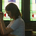 Premières images officielles pour Yes, God, Yes de Karen Maine