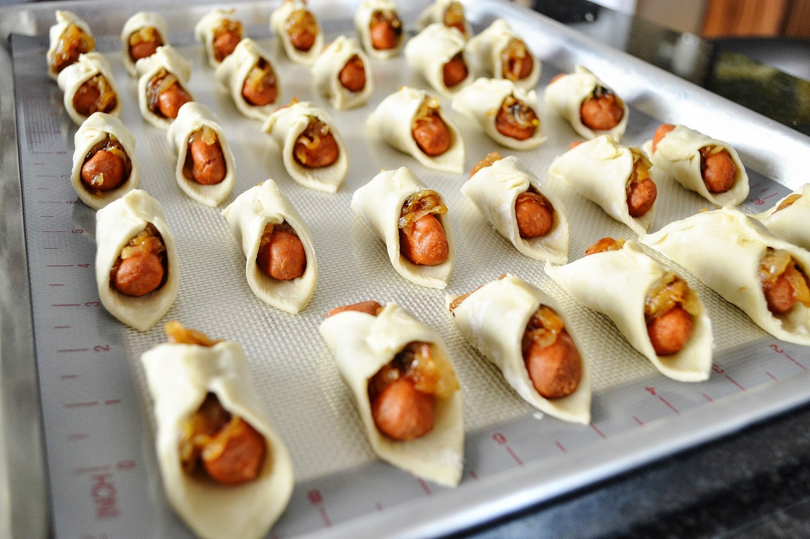 ...with a lil' twist Mini Puff Pastry Hot Dogs