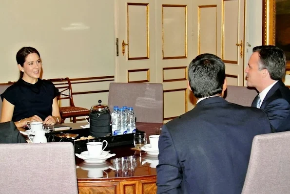 Crown Princess Mary received the Administrator of USAID, Dr. Rajiv Shah
