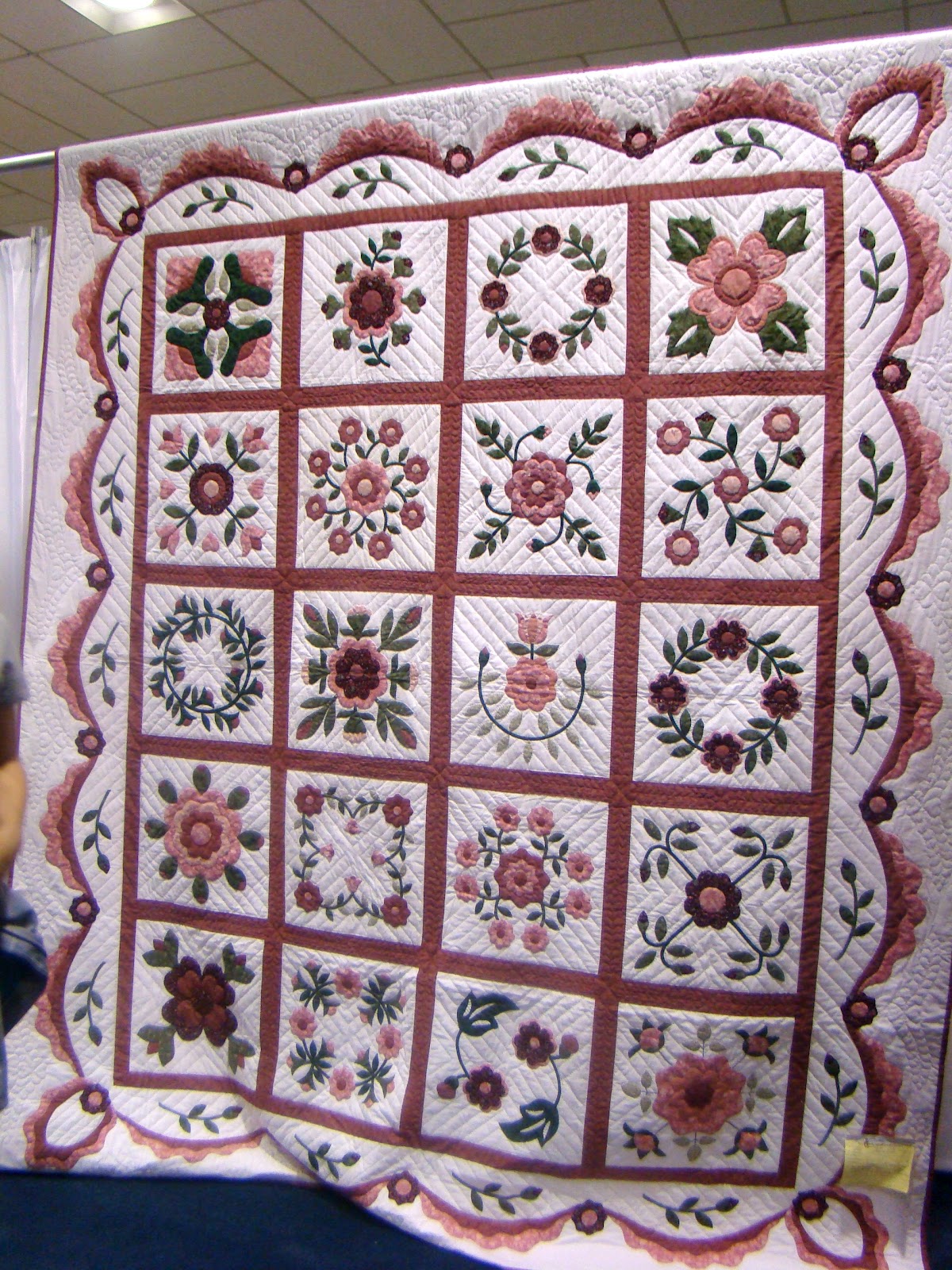 Happy Turtle Mennonite Quilts