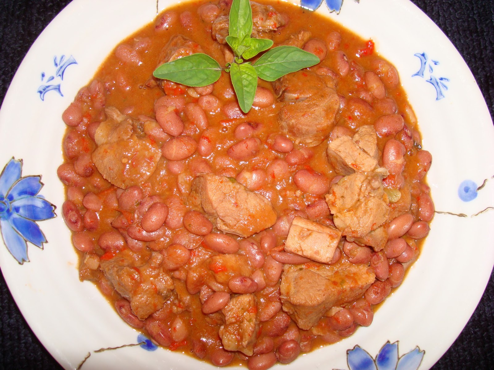 LA COCINA DEL POLLO CUBAN RED BEANS WITH PORK