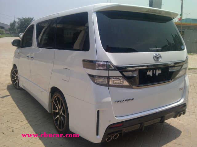 Toyota vellfire gs