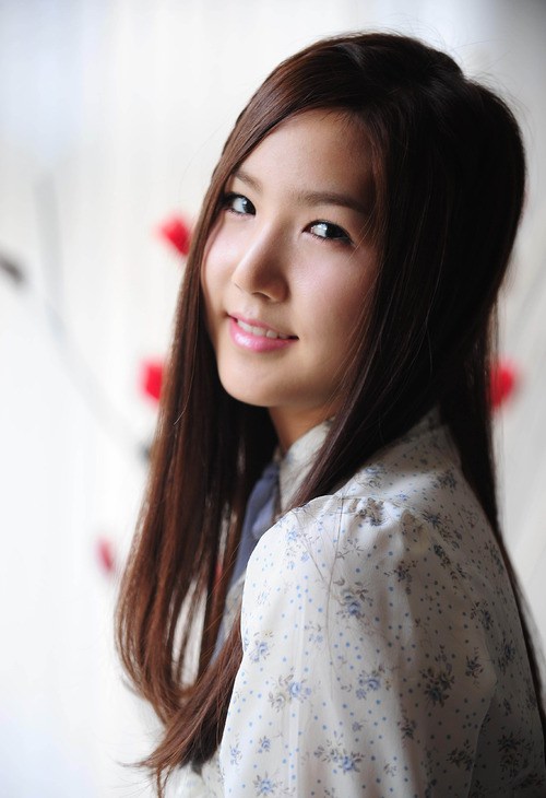 Yookyung Profile | ALL ABOUT KOREA