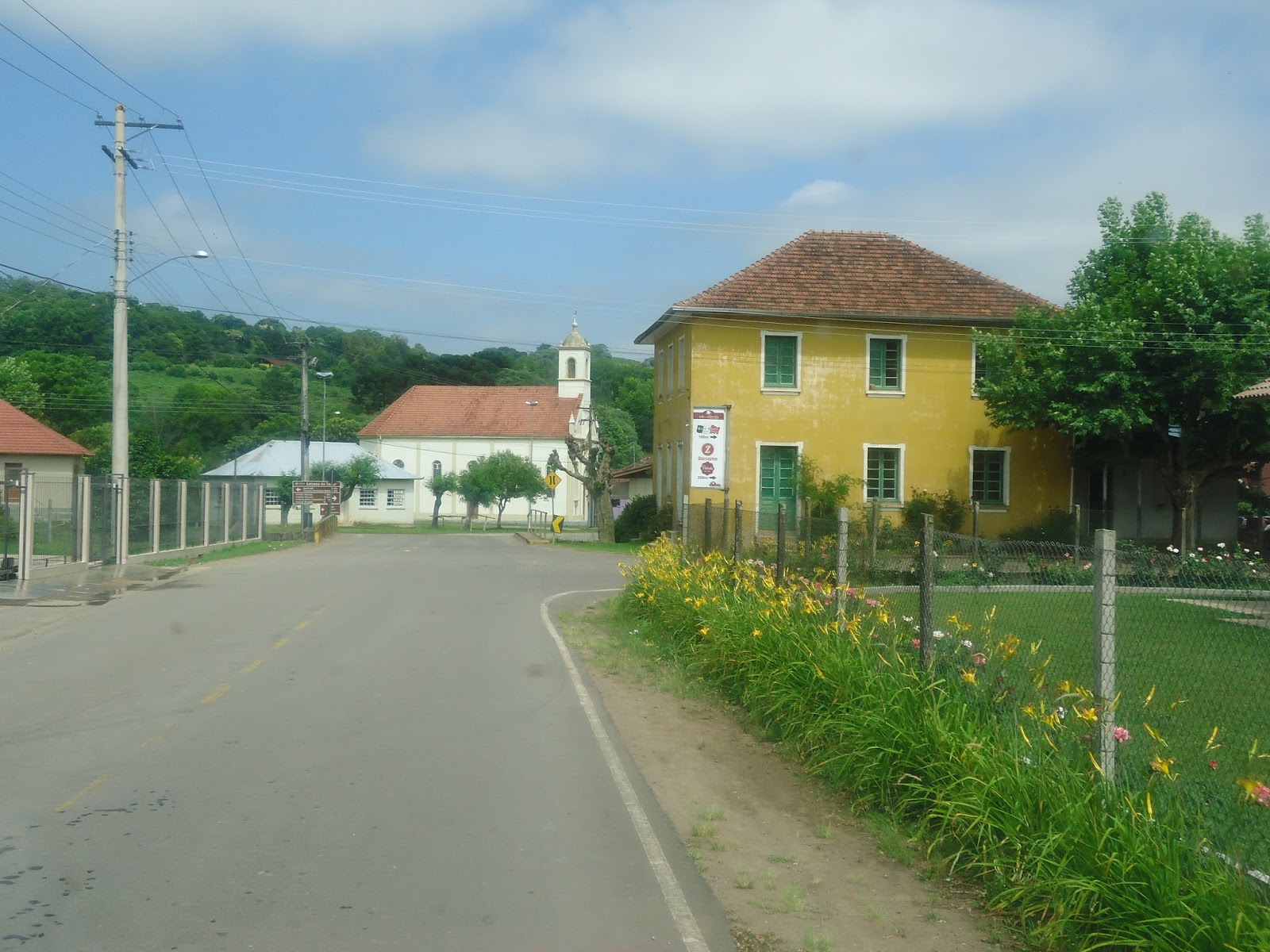 Cidades & Distritos MONTE BELO DO SUL