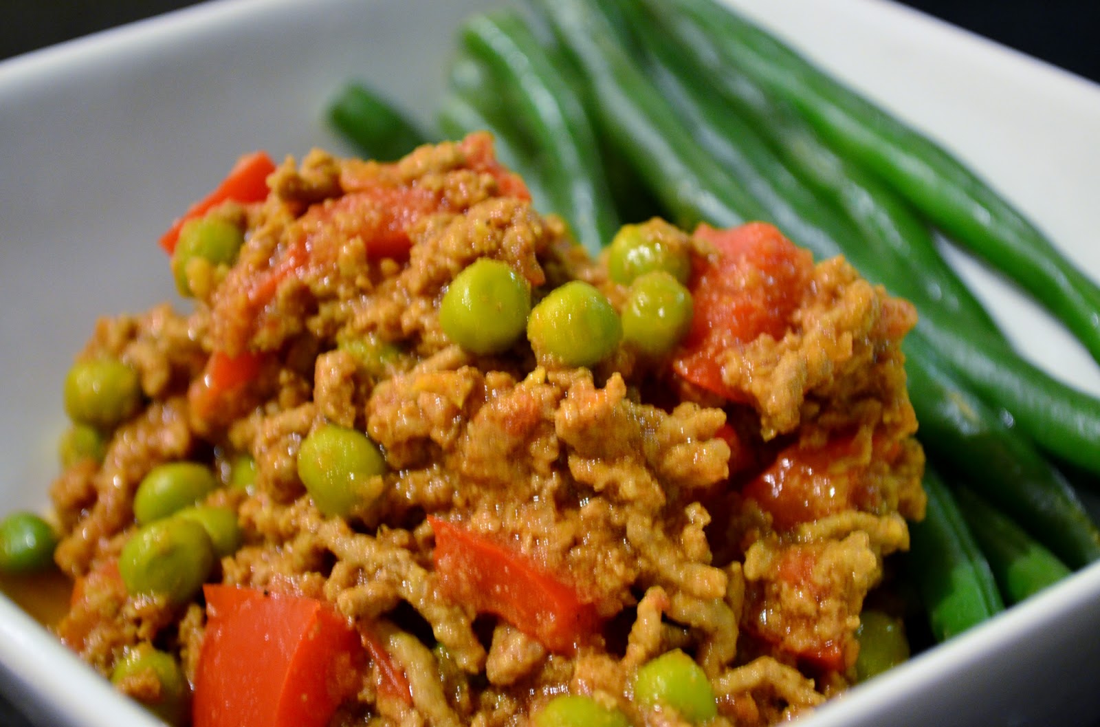 Forever Nutrition: Mild Indian spiced mince, with green beans, capsicum ...