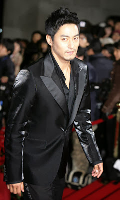 Joo Jin Mo breath taking