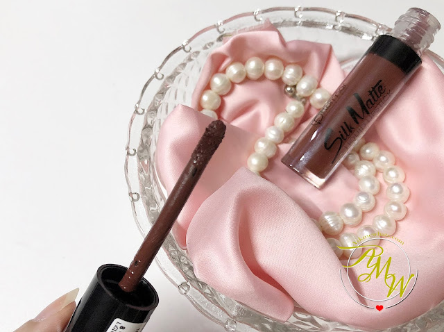 a photo of Flormar Silk Matte Liquid Lipstick Review in shade Hot Cocoa by Nikki Tiu of www.askmewhats.com